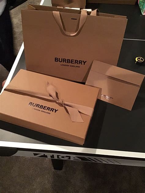 burberry gift packaging.